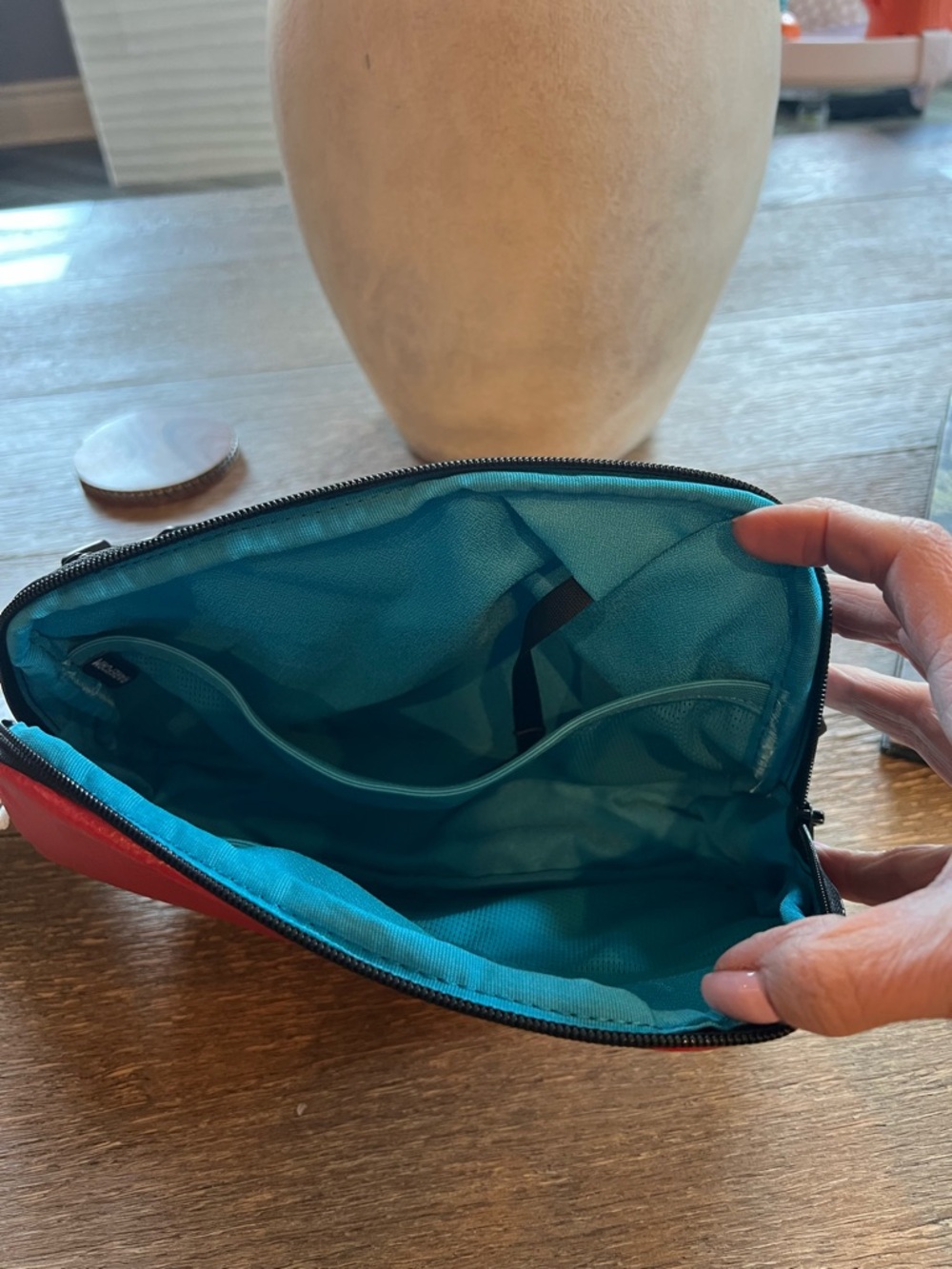 NWT Rareform Large Zion Sling Bag - Picture 2 of 10